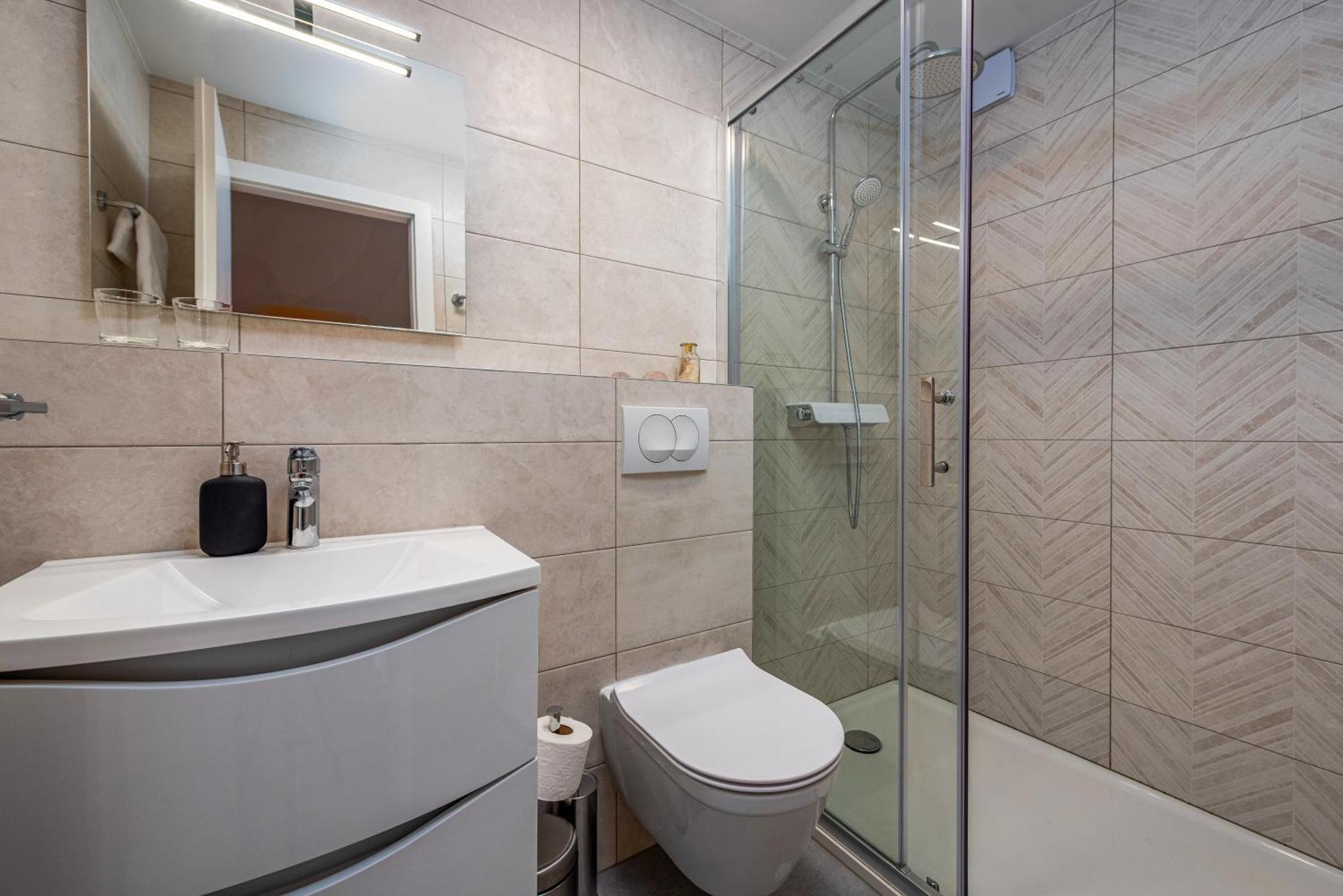 Dalmor Holiday House โรวานิสกา ภายนอก รูปภาพ